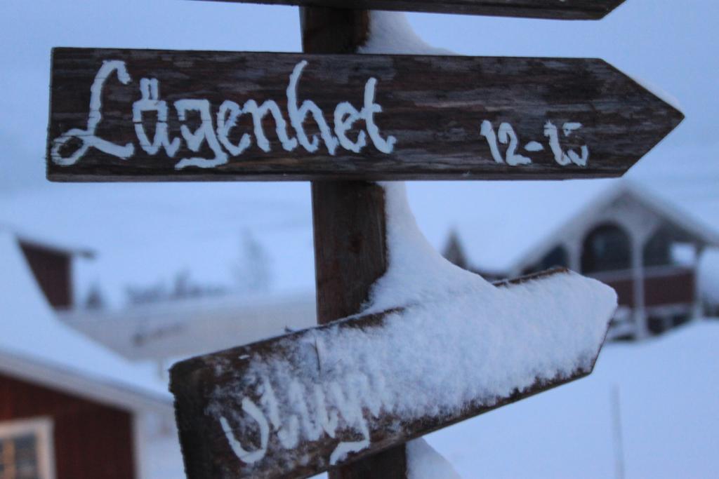 Åre Karolinen Stugor & Laegenheter מראה חיצוני תמונה
